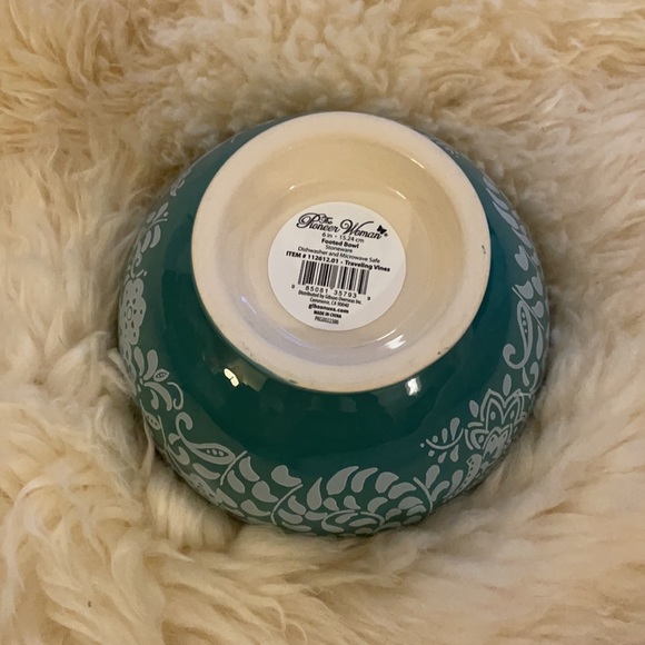 The Pioneer Woman Traveling Vines Bowl - Picture 3 of 4